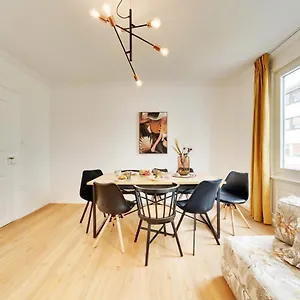 Apartment Am Wasen Toplage 4zi 75qm, Stuttgart